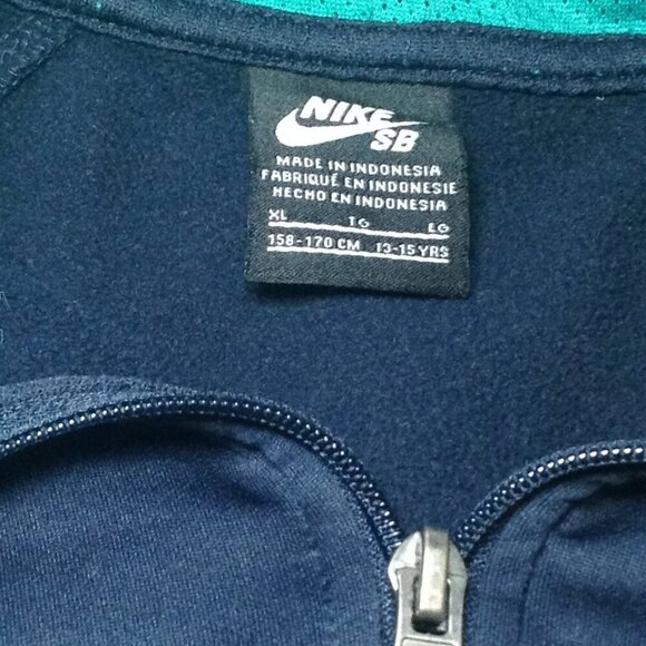 Nike SB Thermol Fit Juniors XL Nylon/Fleece hoodie, Graphic Print, 1/2 Zip, Y2K - Picture 5 of 6